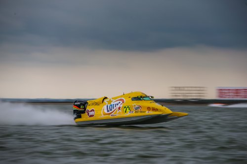 AP7J8699