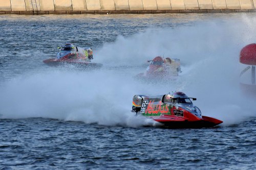 181215F1raceUBE075