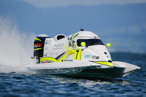 F1H2O 070719 EVIAN PAL220