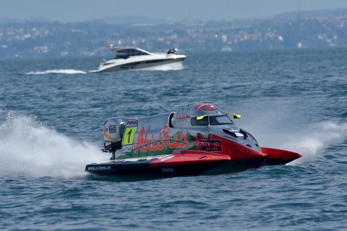 f1h2o 060719 evian UBE062