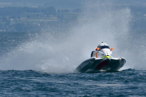 f1h2o 060719 evian UBE073