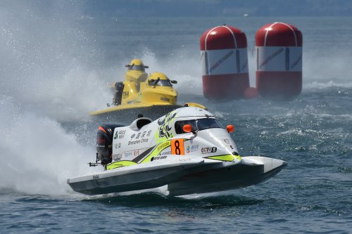 f1h2o 070719 evian UBE257