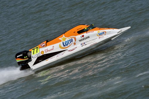 f1h2o 191020 china UBE088