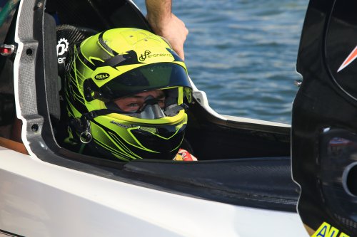 F1H2O Sharjah Simon 20191221 0436