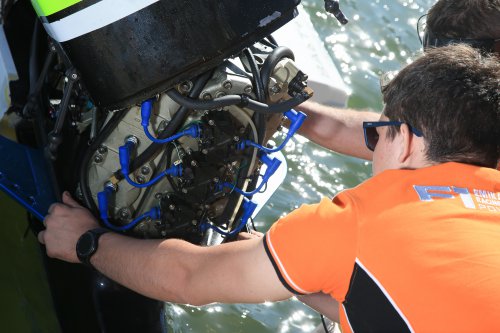 F1H2O Sharjah Simon 20191221 0437