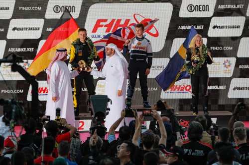 F1H2O Sharjah Simon 20191221 0513