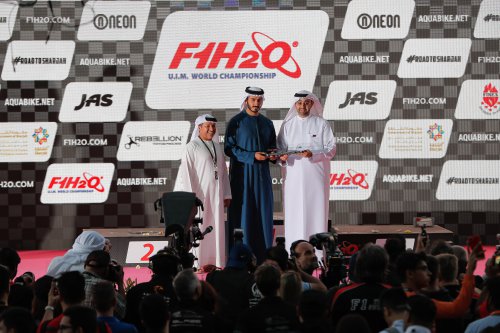 F1H2O Sharjah Simon 20191221 0523