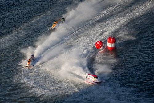 F1H2O Sharjah Simon 20191221 0539