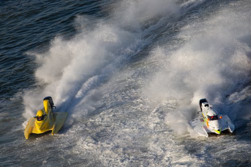 F1H2O Sharjah Simon 20191221 0545