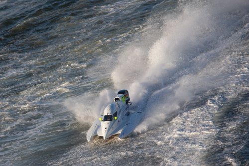 F1H2O Sharjah Simon 20191221 0550