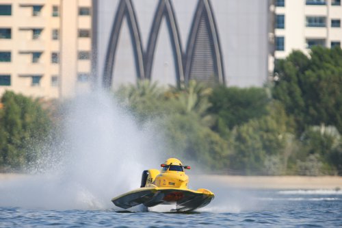 f1h2o 191219 sharjahPAL5725