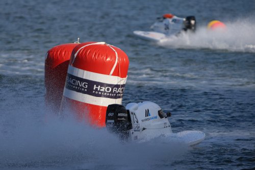 f1h2o 191219 sharjahPAL6186