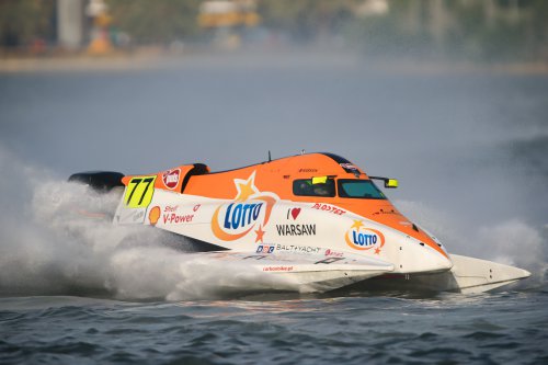 f1h2o 191219 sharjahPAL6364