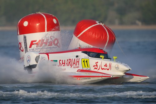 f1h2o 191219 sharjahPAL6559