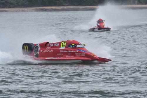 f1h2o 191219 sharjahUBE046