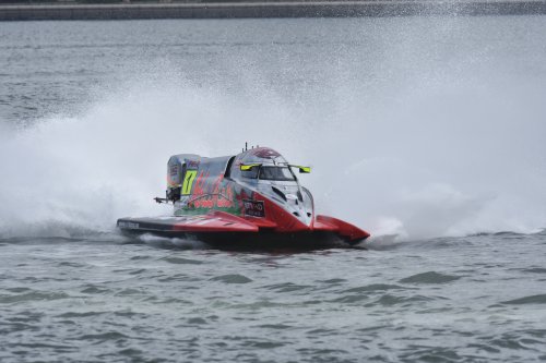 f1h2o 191219 sharjahUBE049