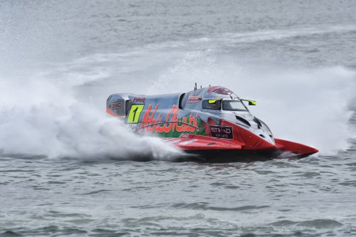 f1h2o 191219 sharjahUBE052