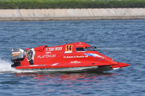 f1h2o 191219 sharjahUBE066