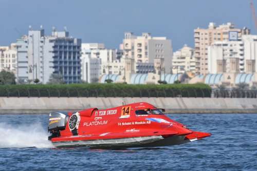 f1h2o 191219 sharjahUBE074