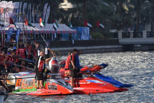 f1h2o 191219 sharjahUBE102