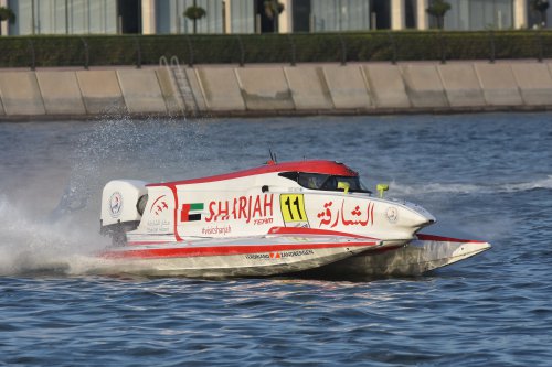 f1h2o 191219 sharjahUBE120