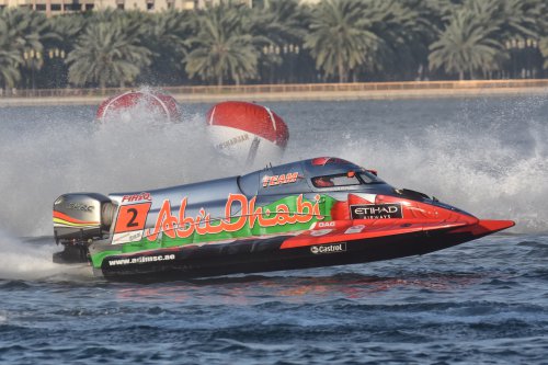 f1h2o 191219 sharjahUBE135