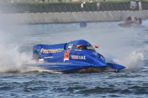 f1h2o 191219 sharjahUBE136