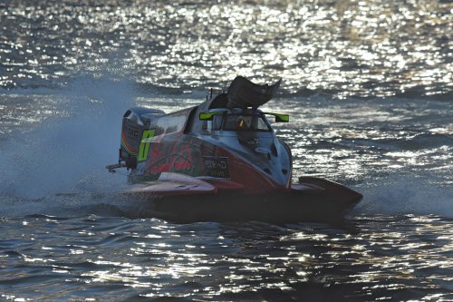 f1h2o 211219 sharjahUBE020