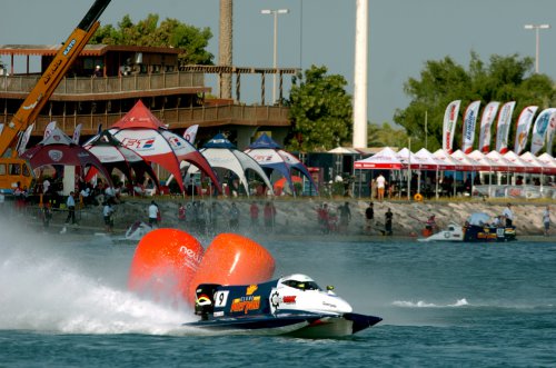 081204abudhabiUBE131