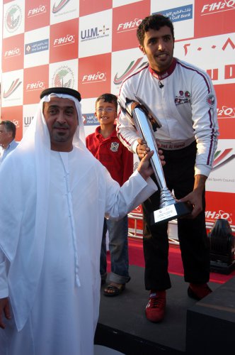 081205 abudhabi raceUBE001