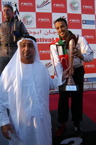 081205 abudhabi raceUBE087