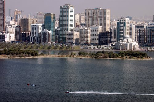 081212 sharjahraceUBE025