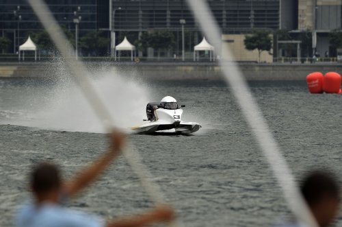 F1H2O N C SINGAPORE 181111 021