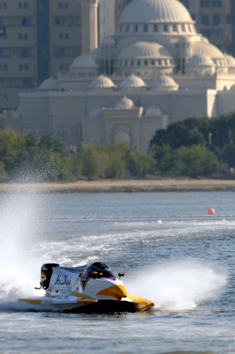 111216sharjahUBE002
