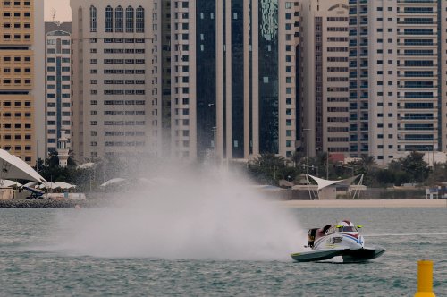291112abudhabiUBE052
