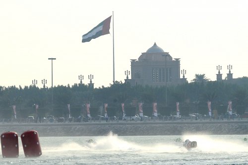 301112abudhabi UBE008